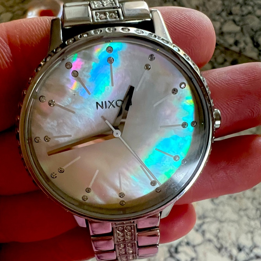 Nixon watch